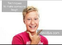5 body language techniques to make someone laugh without speaking – nevidya
